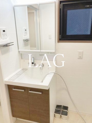 洗面設備　洗面台です。