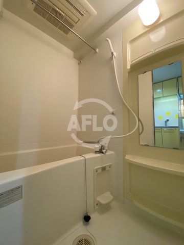 バス・シャワールーム　シャンティ千歳　バスルーム