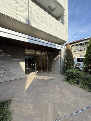 エントランス　月額管理料無料！賃貸管理はアブレイズパートナーズにお任せを！