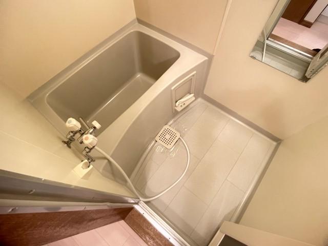 バス・シャワールーム　浴室