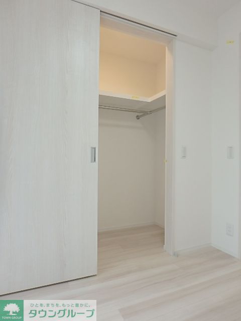 収納　ウォークインクローゼット