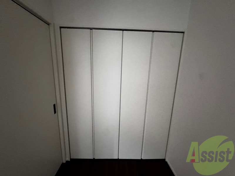 収納　こちらは収納です。とても大きな収納スペースがあります。