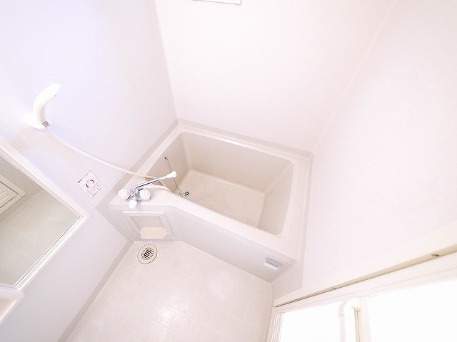 バス・シャワールーム　日々の疲れを癒すお風呂付です