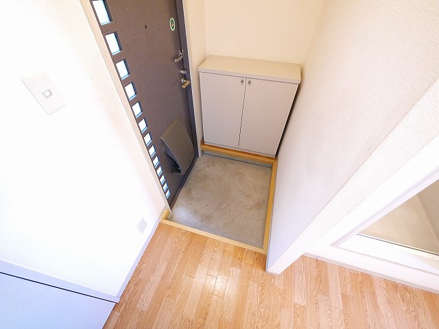 玄関　落ち着いた玄関です