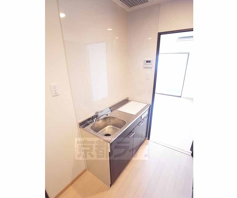 キッチン　２口ＩＨコンロつきです