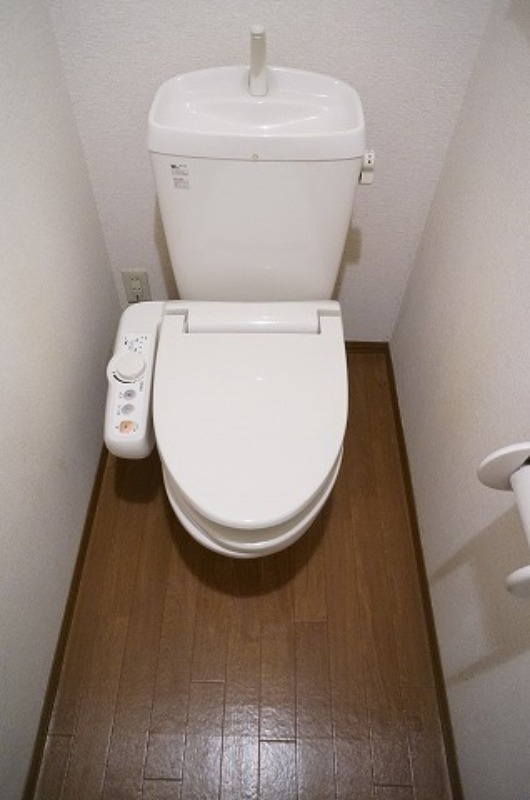 トイレ　図面と現状に相違がある場合には現状を優先