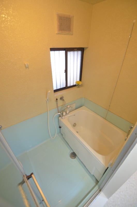 バス・シャワールーム　※２０３号室参考画像