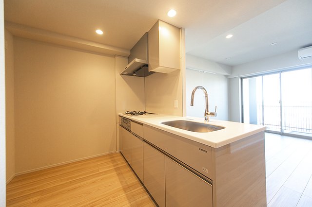 キッチン　※写真は同タイプ住戸です。