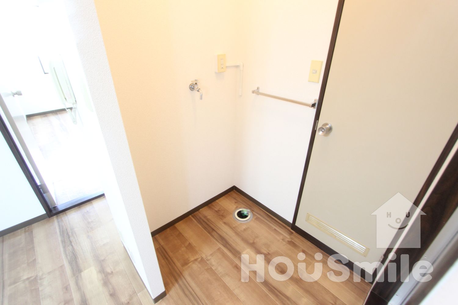 洗面設備　室内洗濯機置場