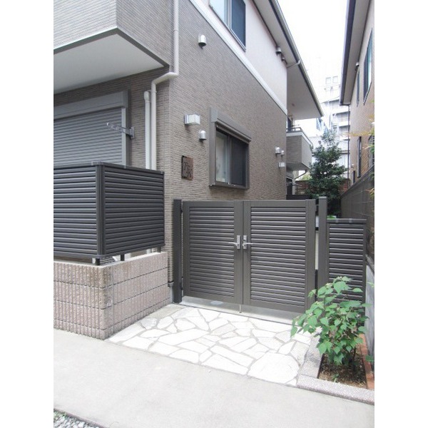 エントランス　エントランス