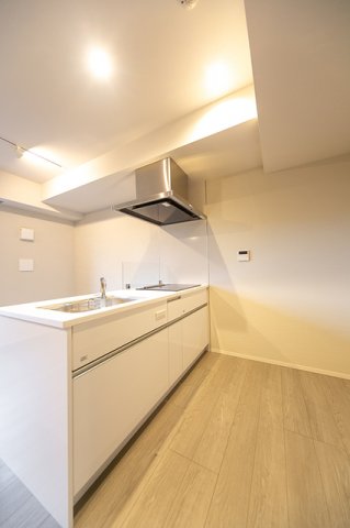 キッチン　※写真は同タイプ住戸です。