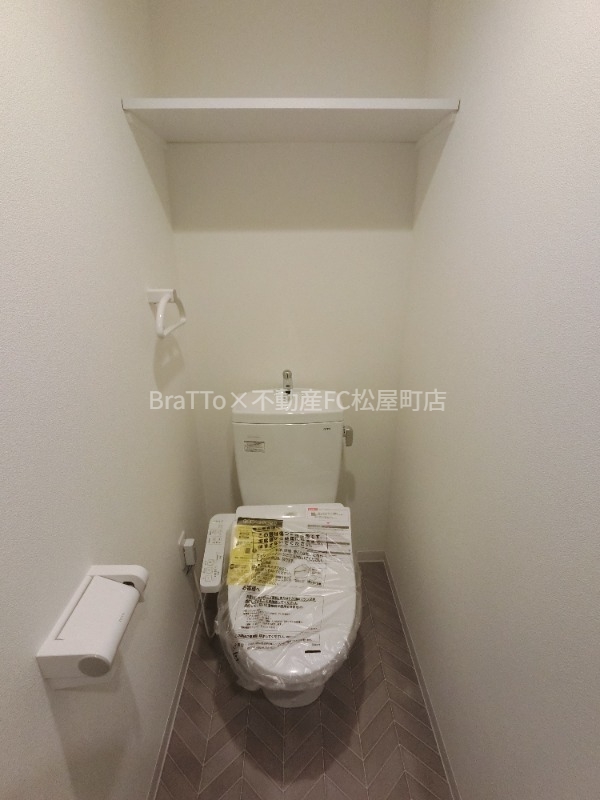 トイレ　トイレ（ウォシュレット付き）