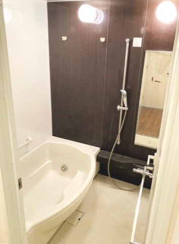 バス・シャワールーム　別部屋参考写真です