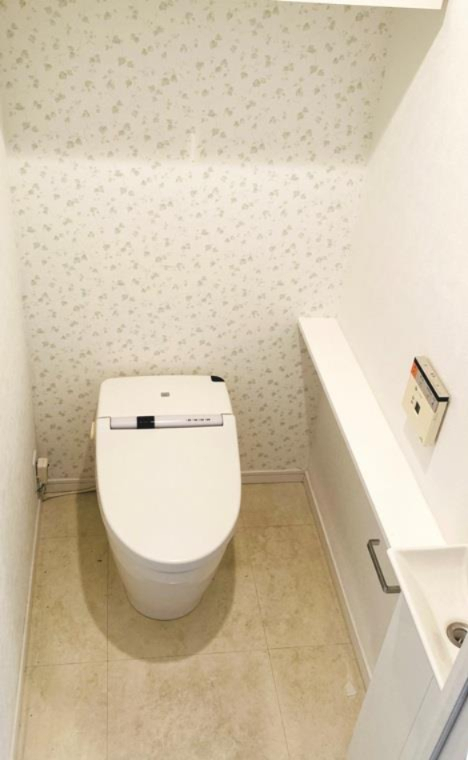 トイレ　別部屋参考写真です