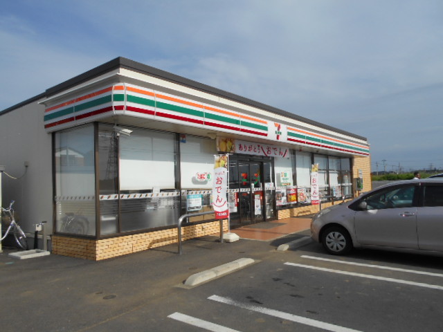 コンビニ　セブンイレブンみどりの東店（コンビニ）まで261m