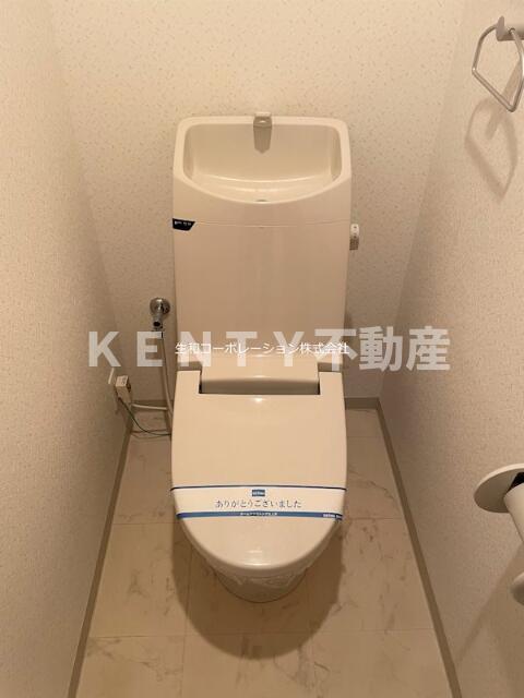 トイレ　清潔感のあるトイレです