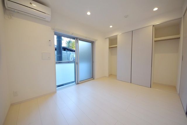 居室・リビング　★明るいお部屋は気持ちが良いですね★