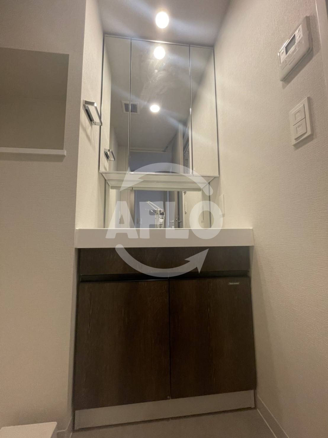 洗面設備　アーバネックス京町堀　独立洗面台