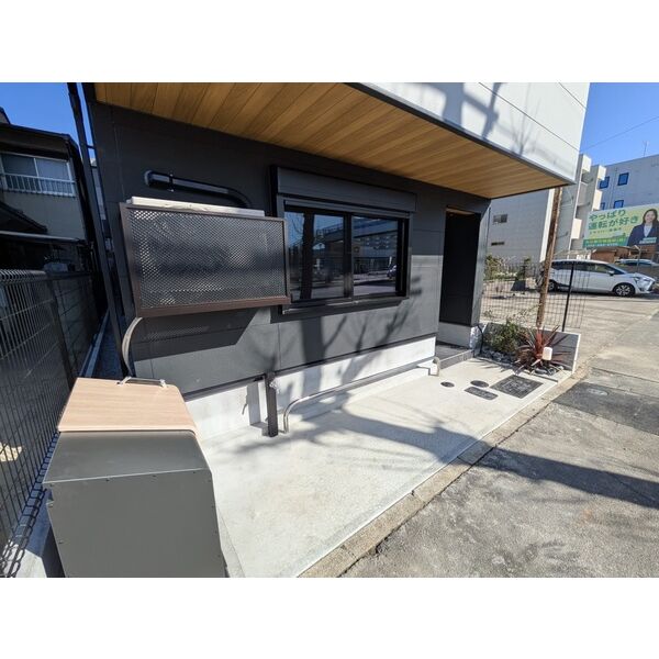 エントランス　自転車スペース 原付は不可