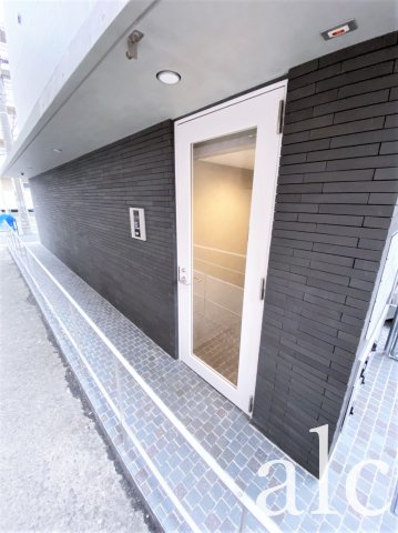 エントランス　新築のため同シリーズ参考写真