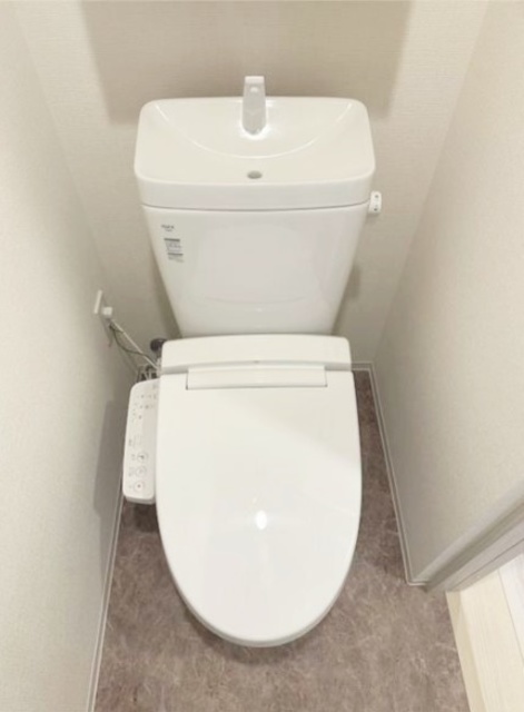 トイレ　参考写真