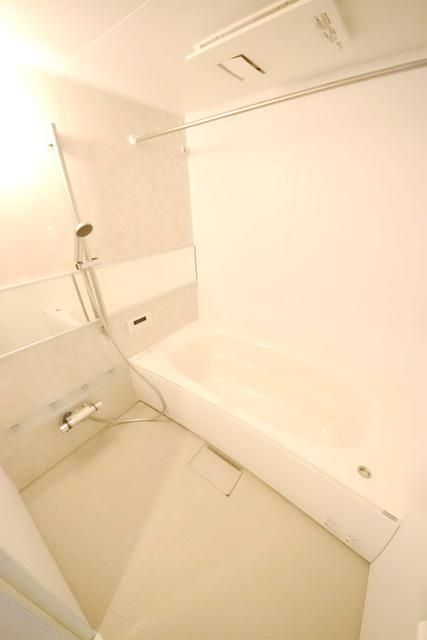 バス・シャワールーム　別部屋参考写真