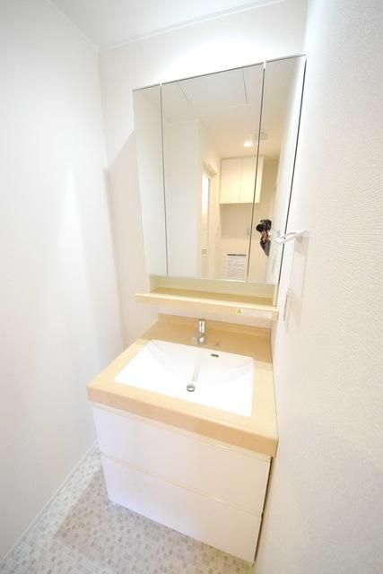 洗面設備　別部屋参考写真
