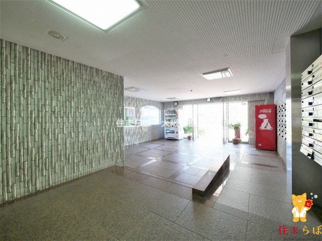 エントランス　共用部の印象も大切に