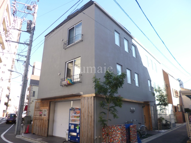 建物外観　スタイリッシュな外観です♪