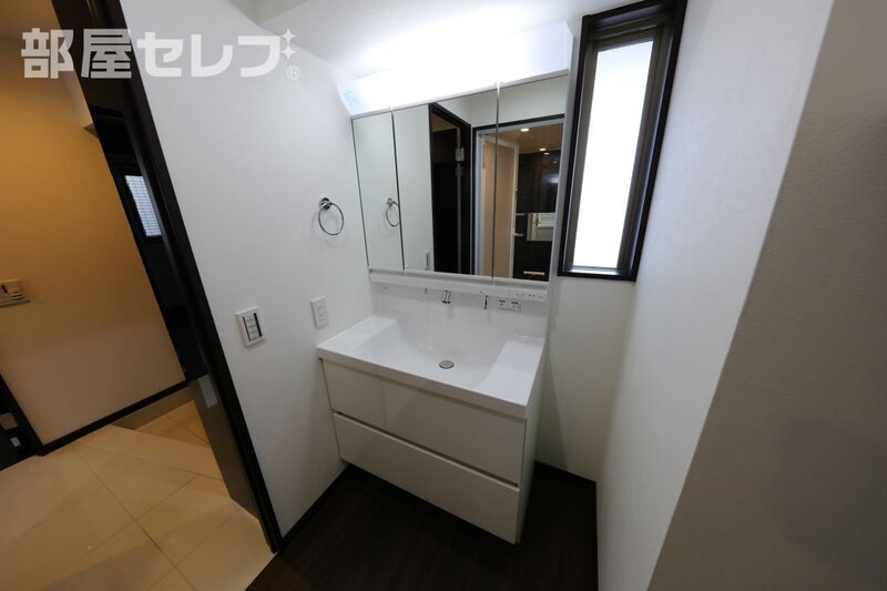 洗面設備　９０１号室写真