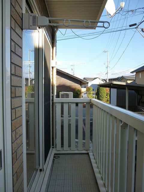 バルコニー　※写真は101号室です（反転）