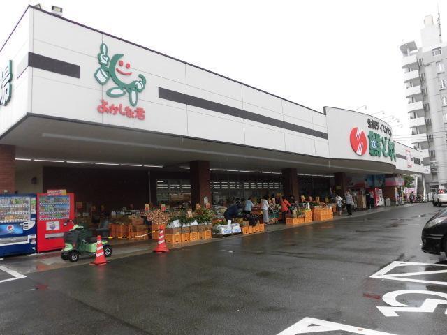 スーパー　スーパー（スーパー）まで90m