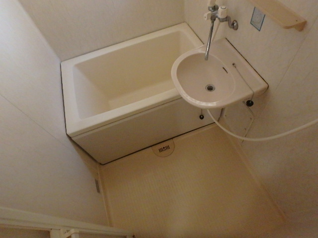 バス・シャワールーム　忙しい毎日でもお手入れがスムーズになりそうですね。