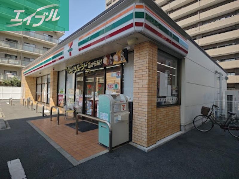 コンビニ　セブンイレブン岡山厚生町東店（コンビニ）まで163m