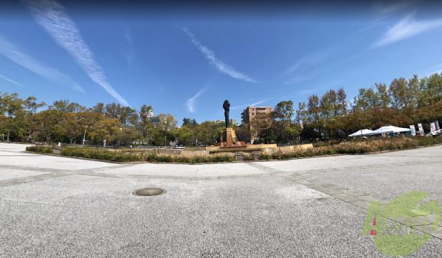 公園　服部緑地（公園）まで760m