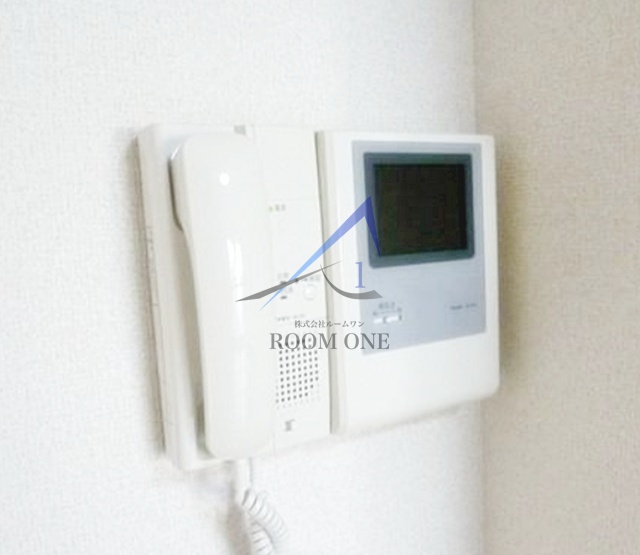 セキュリティ　モニター付きインターホンです。