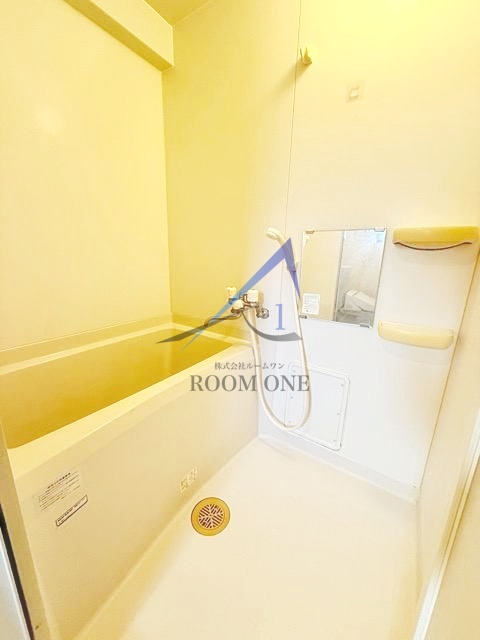 バス・シャワールーム　お風呂です。