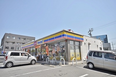 コンビニ　ミニストップ八幡陣原店・（コンビニ）まで221m