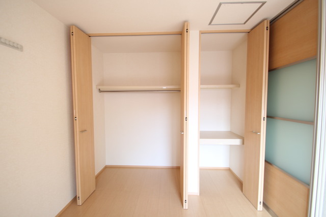 収納　部屋参考写真です