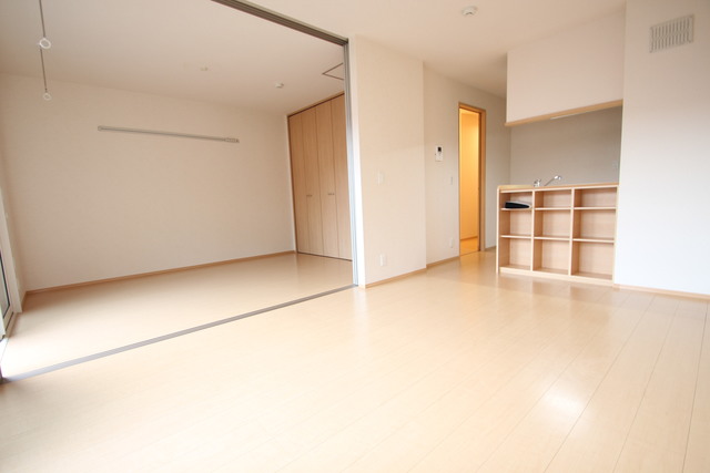 居室・リビング　部屋参考写真です