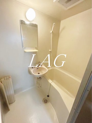 バス・シャワールーム　お風呂です。