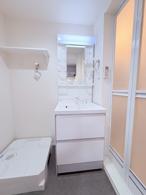 洗面設備　★シャワー付洗面化粧台★