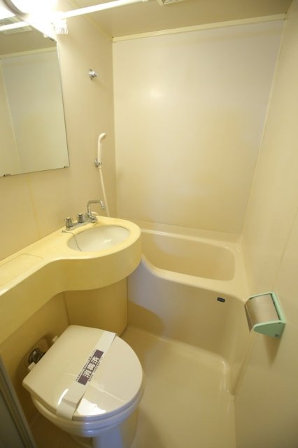 バス・シャワールーム　きれいなお風呂です