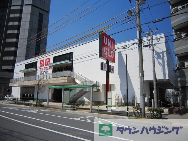 ショッピングセンター　ユニクロ王子神谷店（ショッピングセンター）まで540m