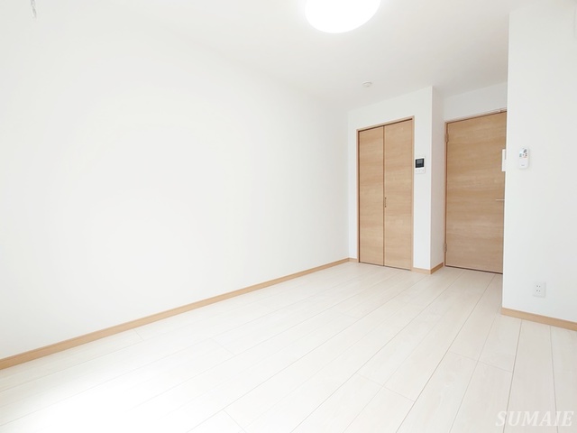 その他部屋・スペース　窓側からのアングルです☆