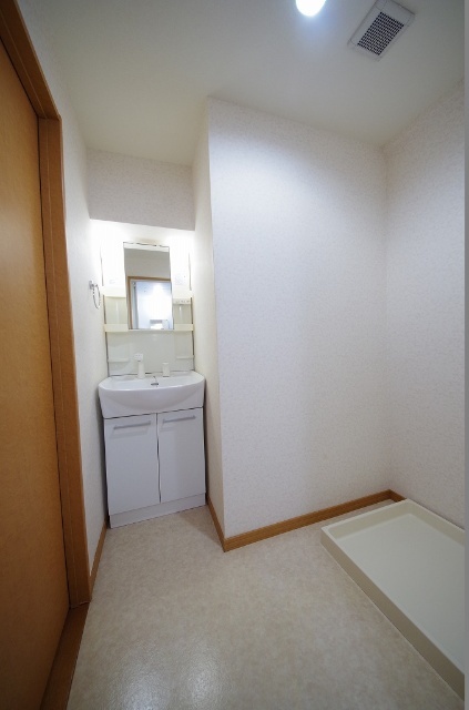 洗面設備　洗髪洗面化粧台（類似室内）