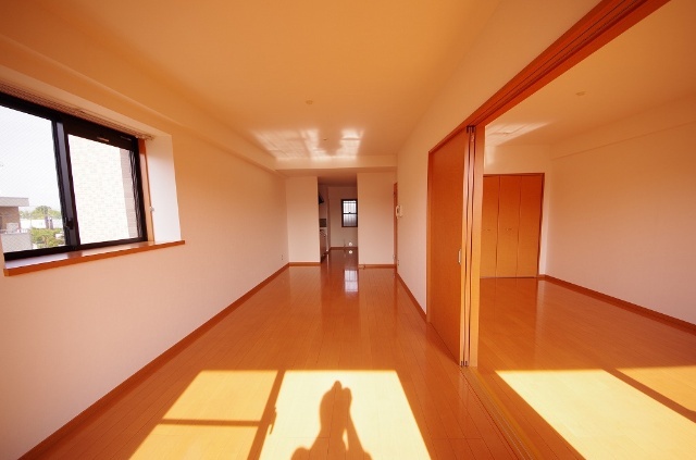 居室・リビング　ＬＤＫ（類似室内）