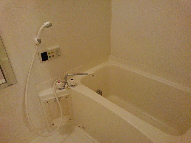 バス・シャワールーム　きれいなお風呂です