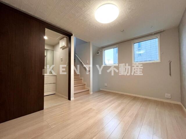 その他部屋・スペース　落ち着いて過ごせるお部屋なので、寝室にいかがでしょうか