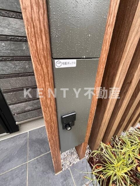 その他設備　Tihus中延_08_玄関+